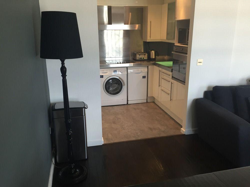 לונדון Seagull Lane Serviced Apartment מראה חיצוני תמונה