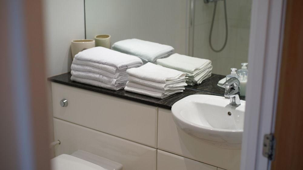 לונדון Seagull Lane Serviced Apartment מראה חיצוני תמונה