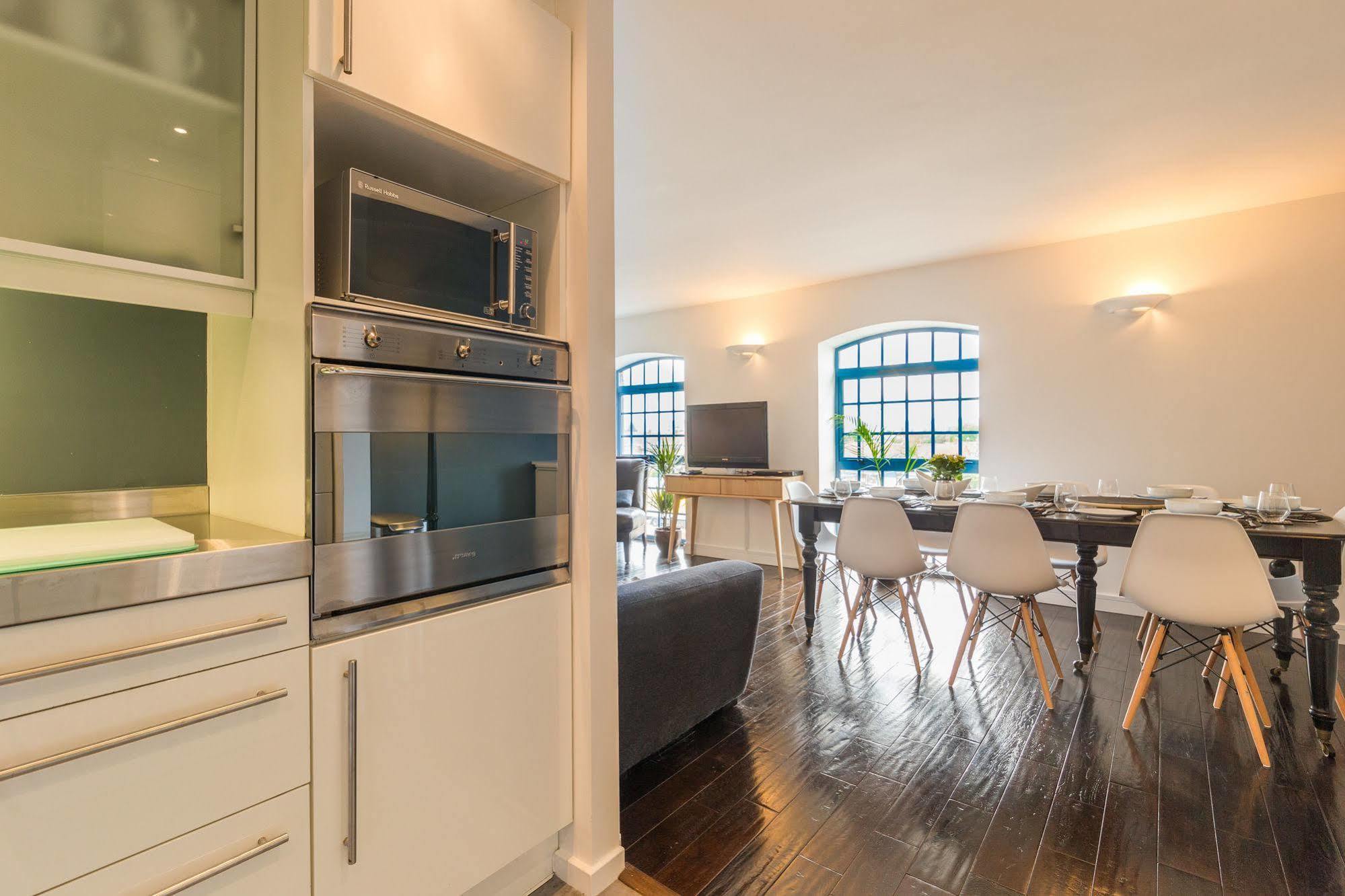 לונדון Seagull Lane Serviced Apartment מראה חיצוני תמונה