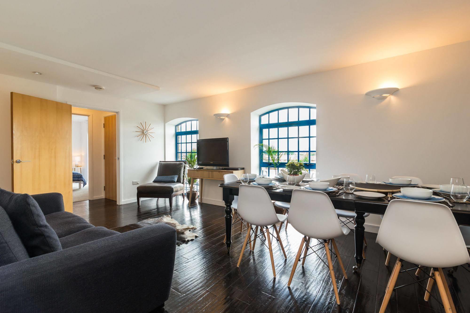 לונדון Seagull Lane Serviced Apartment מראה חיצוני תמונה