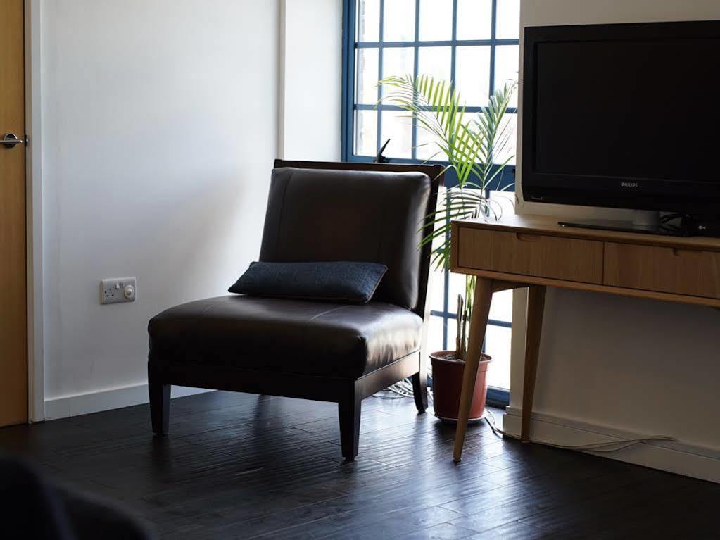 לונדון Seagull Lane Serviced Apartment מראה חיצוני תמונה